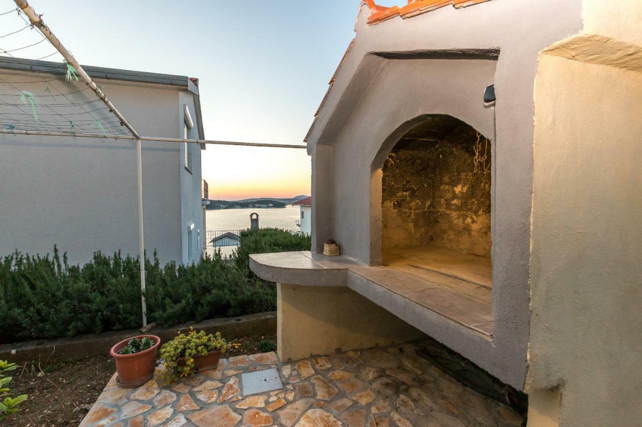 Apartment Ante Razanj Exterior photo
