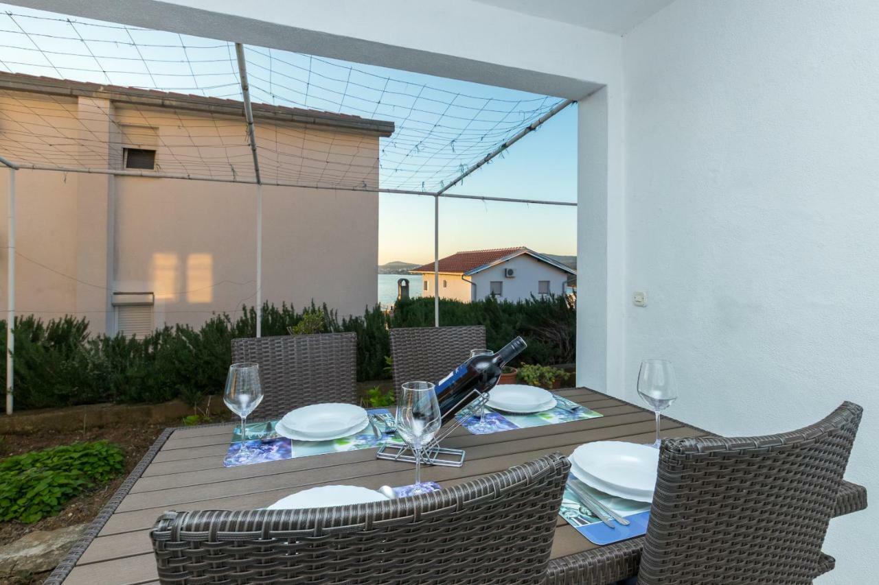Apartment Ante Razanj Exterior photo